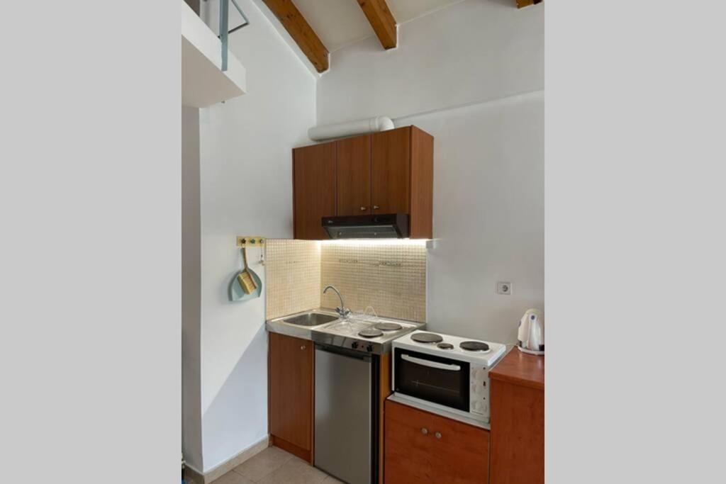 Attic Studio Stay Kalamata Luaran gambar